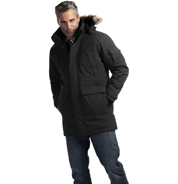 Parka style aviateur isolé 