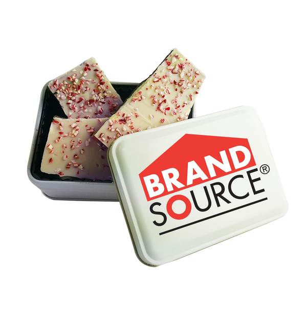 boîte métallique avec friandises (saveurs variées)
